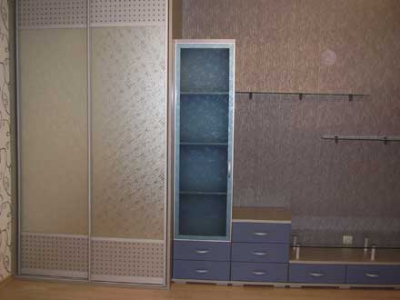 Витрины, шкафы-купе в гостиную