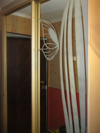 Шкафы-купе по индивидуальным эскизам